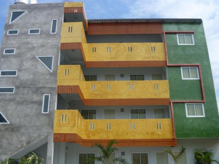 Ban Suansuntip Apartment Yala Exterior photo